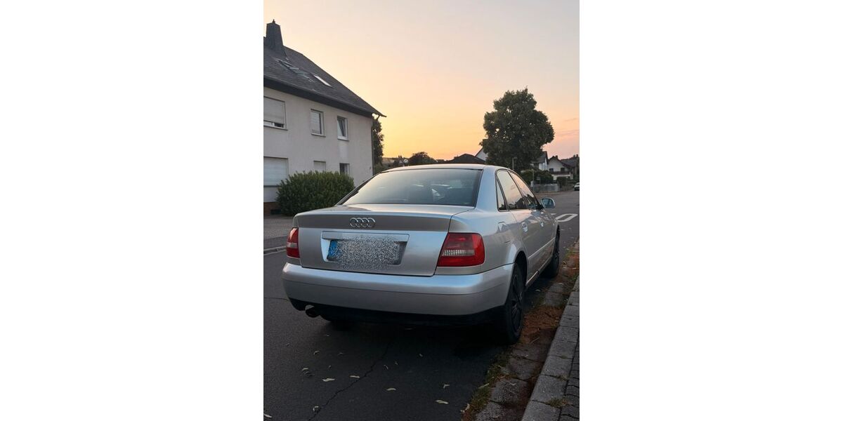 Audi A4 122.343 km 6.400 &euro; Polch 56751