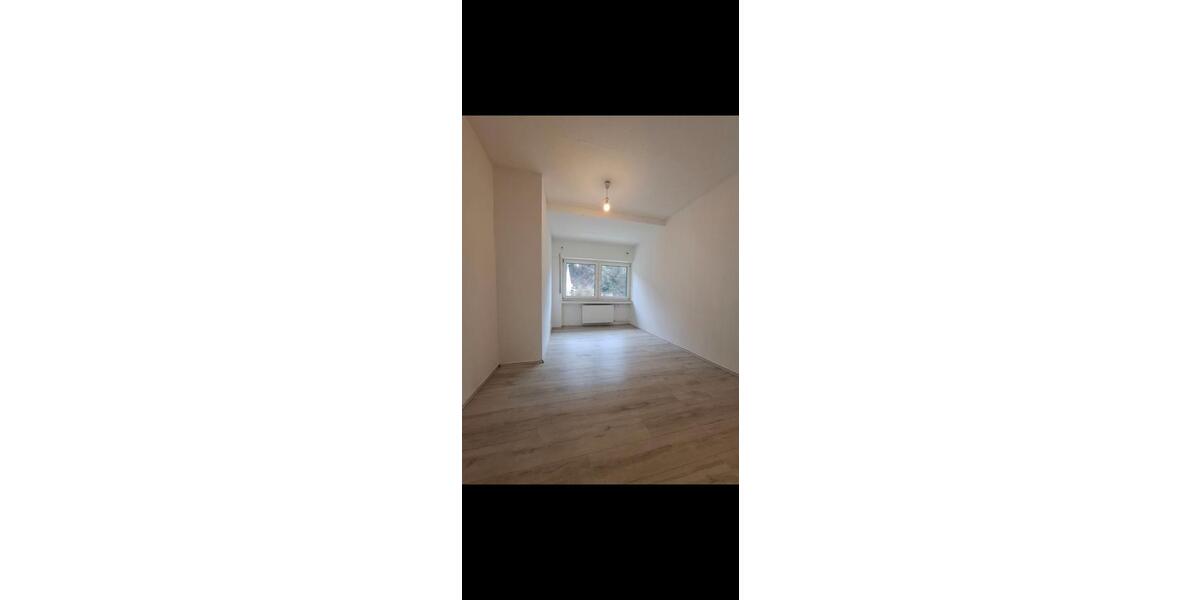 Etagenwohnung Boppard - 4 Zimmer, 101 m&sup2;, 1.000&euro; | Angebot:26552147
