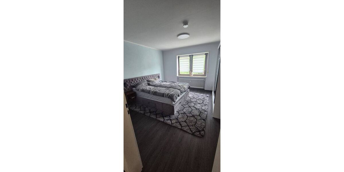 Etagenwohnung Steimel - 3 Zimmer, 80 m&sup2;, 560&euro; | Angebot:26499167
