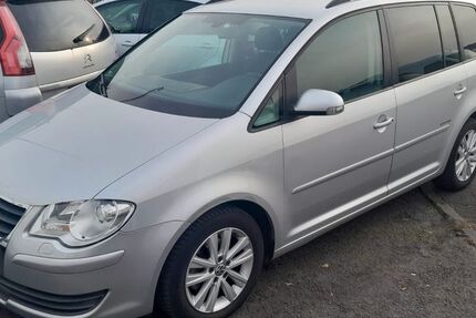 VW Touran 308.000 km 3.000 &euro; Diez 65582