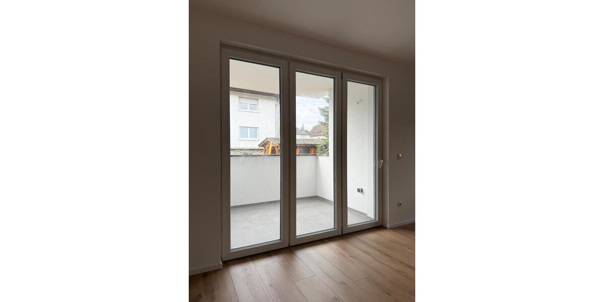 Erdgeschoßwohnung Großmaischeid - 4 Zimmer, 111 m&sup2;, 1.500&euro; | Angebot:26647780