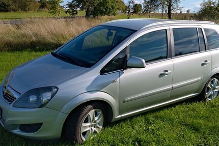 Opel Zafira 163.500 km 2.999 € Nauort 56237