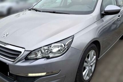 Peugeot 308 90.000 km 6.490 &euro; Ransbach-Baumbach 56235