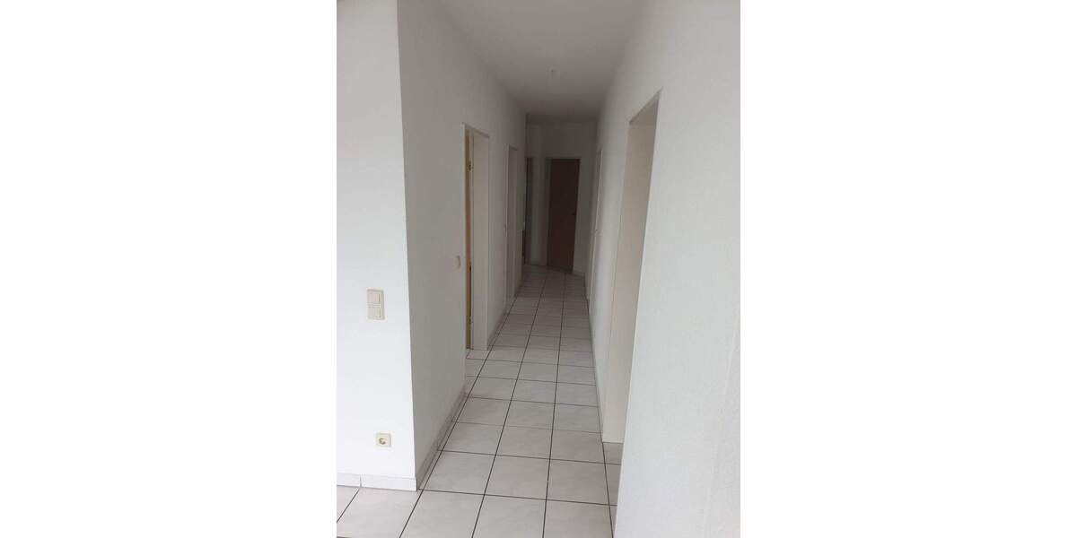 Etagenwohnung Weißenthurm - 4 Zimmer, 98 m&sup2;, 810&euro; | Angebot:25680270