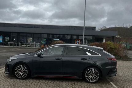 Kia pro ceed / ProCeed 82.000 km 18.900 &euro; Leutesdorf 56599