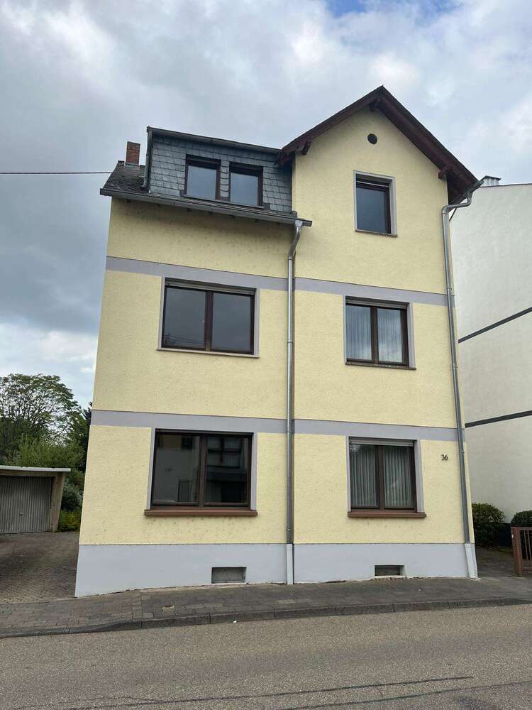 Haus zum Kaufen in Neuwied 365.000 € 120.55 m²