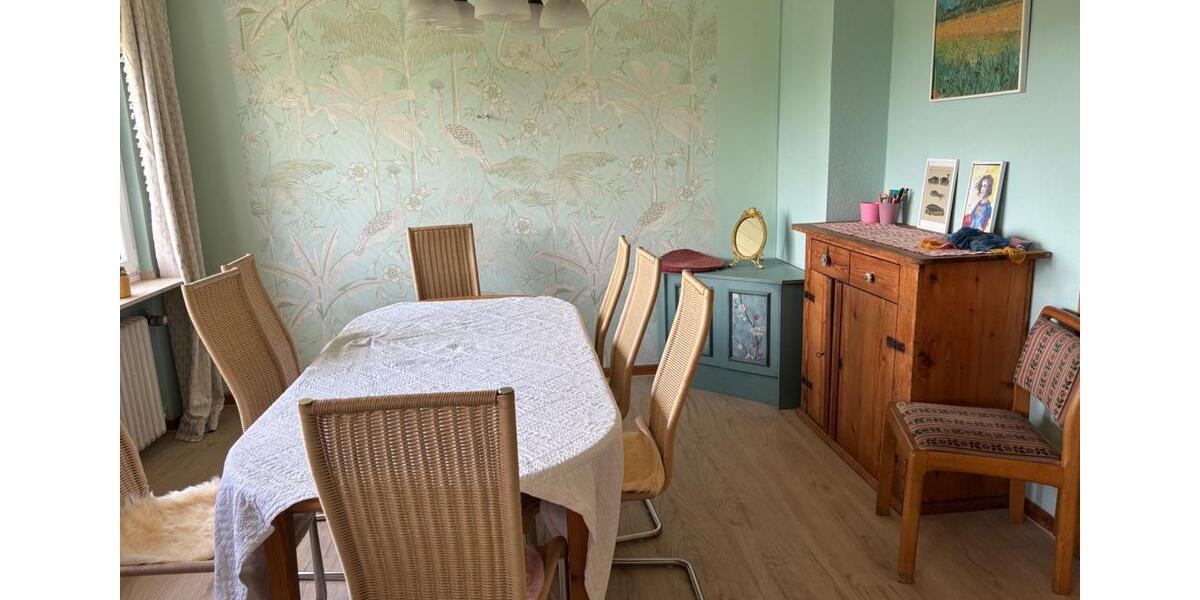 Etagenwohnung Boppard - 8 Zimmer, 250 m&sup2;, 400&euro; | Angebot:25872299