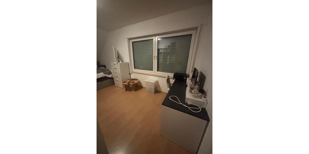 Dachgeschoßwohnung Koblenz Bisholder - 3 Zimmer, 15 m&sup2;, 412&euro; | Angebot:25516752