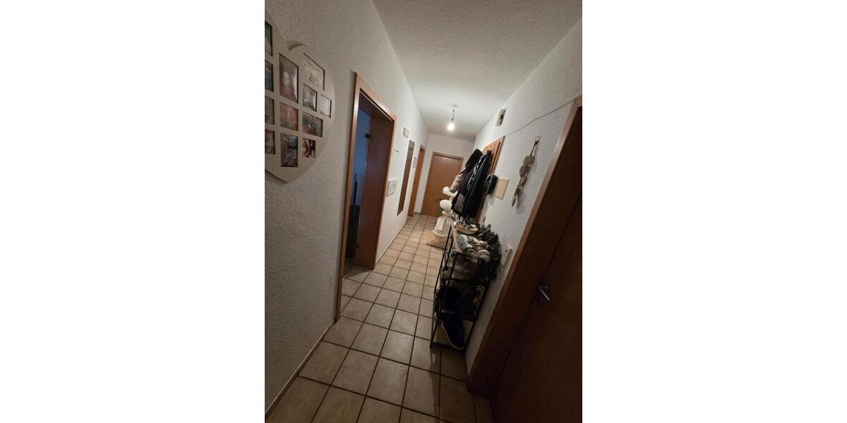 Erdgeschoßwohnung Urmitz - 5 Zimmer, 140 m&sup2;, 900&euro; | Angebot:24845353