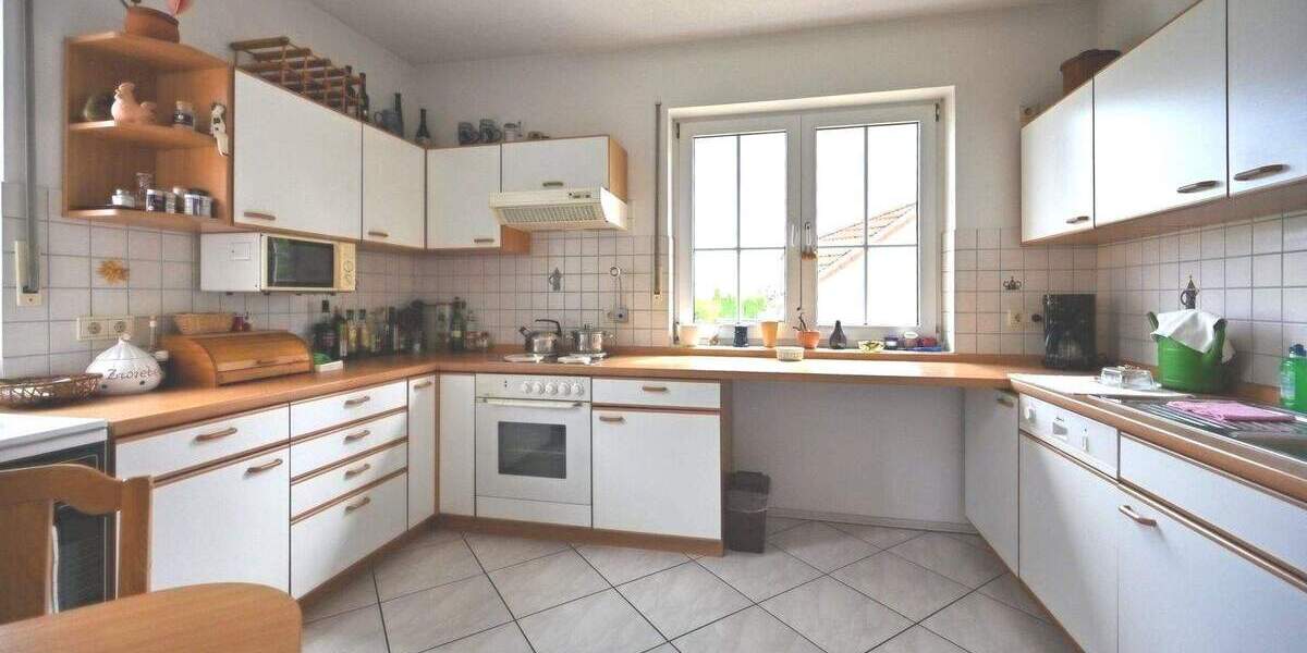 Einfamilienhaus mit lebenslangem Wohnrecht! 7 zimmer