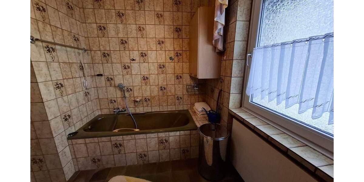 Erweiterbares Bauernhaus mit gepflegten Nebengebäuden, Abrissscheune und optionaler Pachtweide in ruhiger Dorflage! zimmer