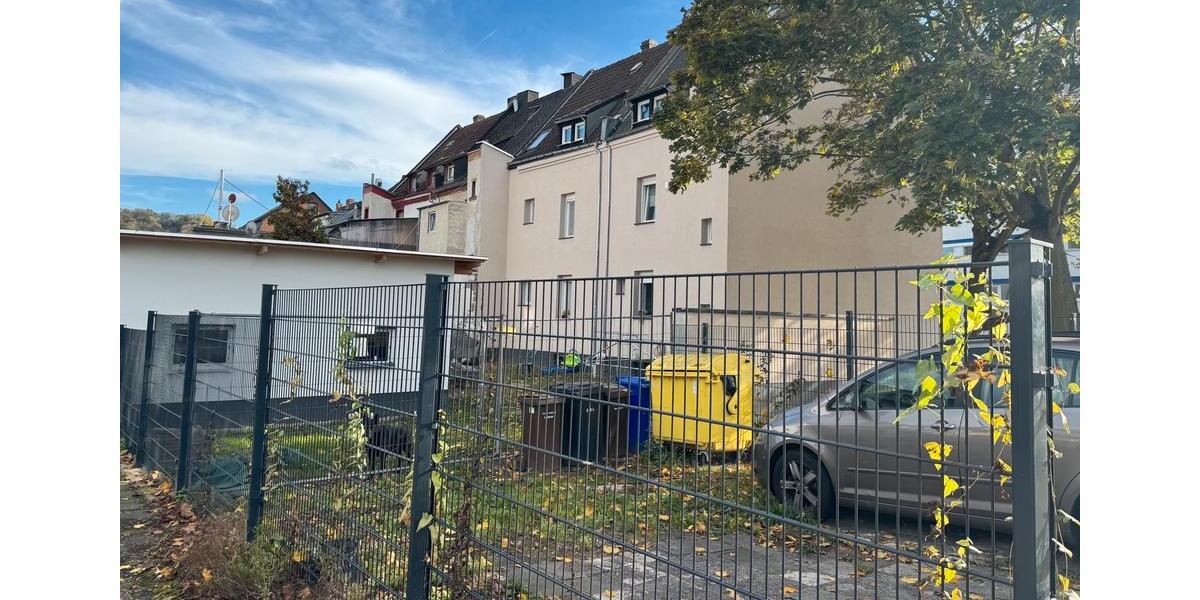 Kernsaniertes Mehrfamilienhaus – 4 Wohneinheiten 12 zimmer