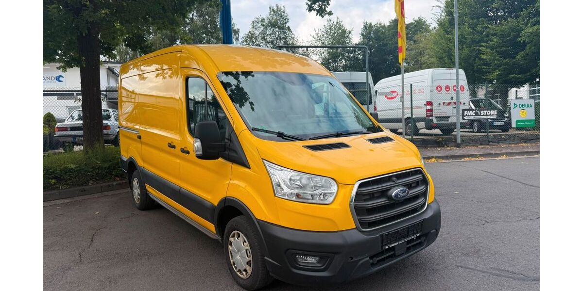 Ford Transit 273.092 km 8.290 &euro; Niederelbert 56412