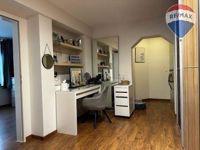 Einfamilienhaus Höhr-Grenzhausen Grenzhausen - 9 Zimmer, 225 m&sup2;, 459.000&euro; | Angebot:25664423