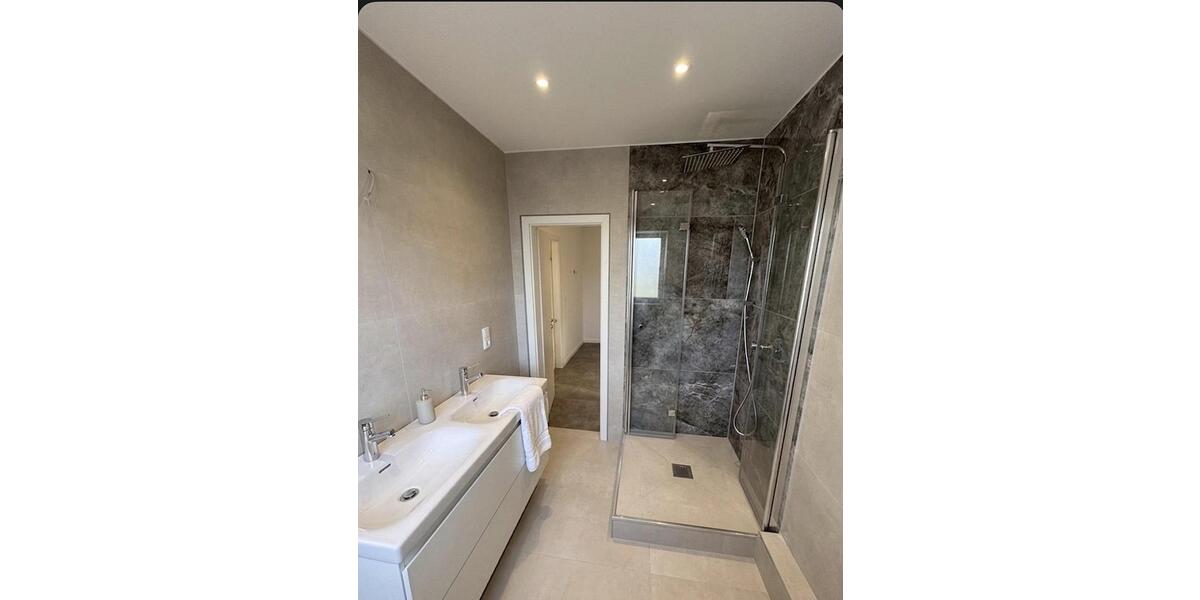 Einfamilienhaus Koblenz Arenberg-Immendorf - 7 Zimmer, 234 m&sup2;, 555.555&euro; | Angebot:26838484
