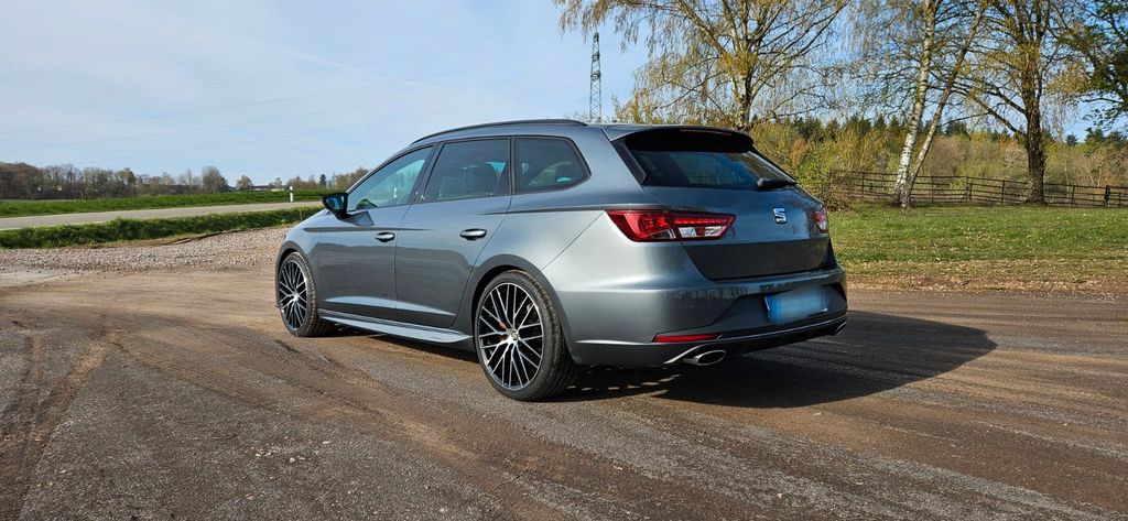 Seat Leon 79.300 km 21.790 &euro; Nastätten 56355
