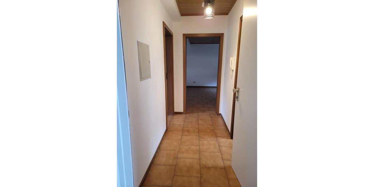 Hochparterre Beltheim - 2 Zimmer, 65 m&sup2;, 435&euro; | Angebot:19574553