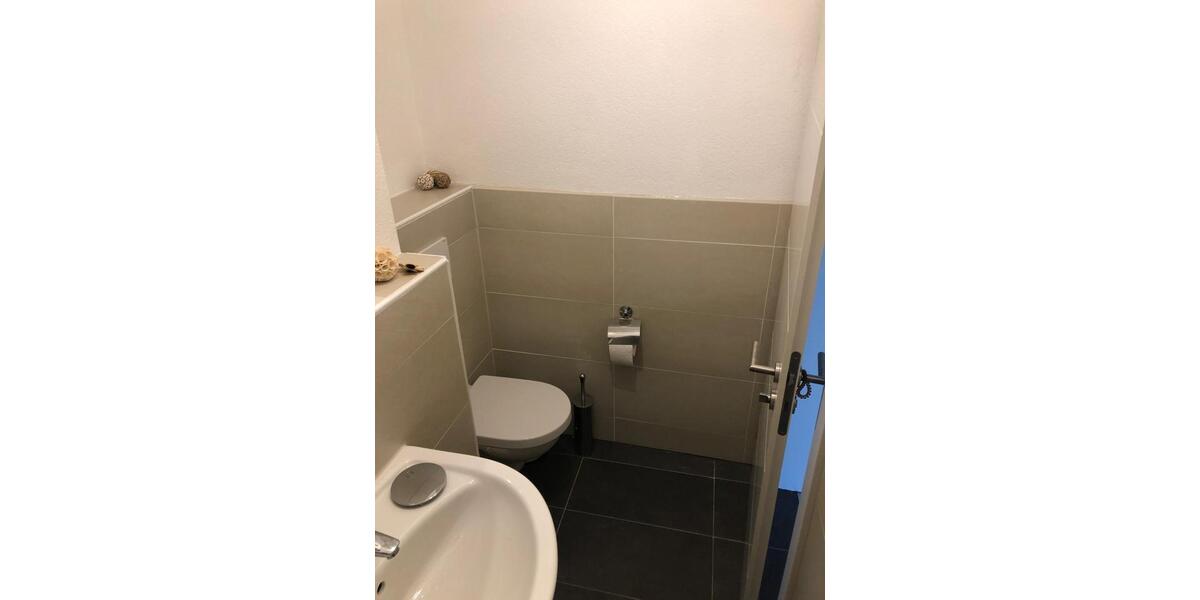 Dachgeschoßwohnung Neuwied Block - 3 Zimmer, 1.000&euro; | Angebot:23595086