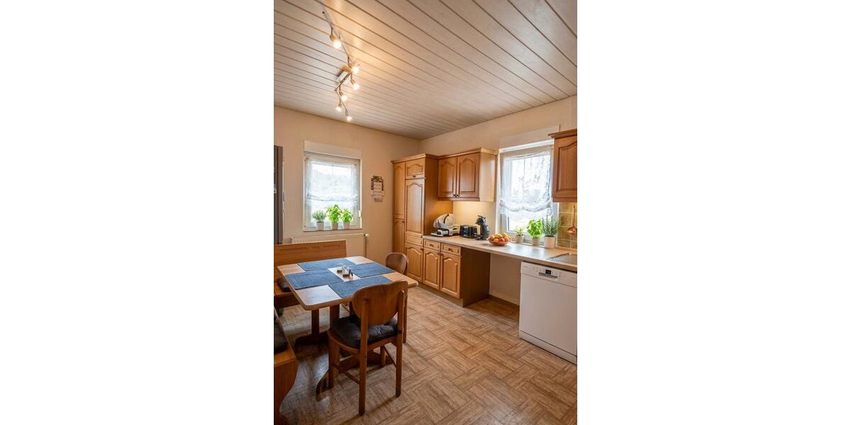Etagenwohnung Schönborn - 6 Zimmer, 96 m&sup2;, 530&euro; | Angebot:26413042
