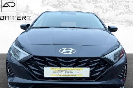 Hyundai i20 12.003 km 16.490 &euro; Koblenz-Niederberg 56077