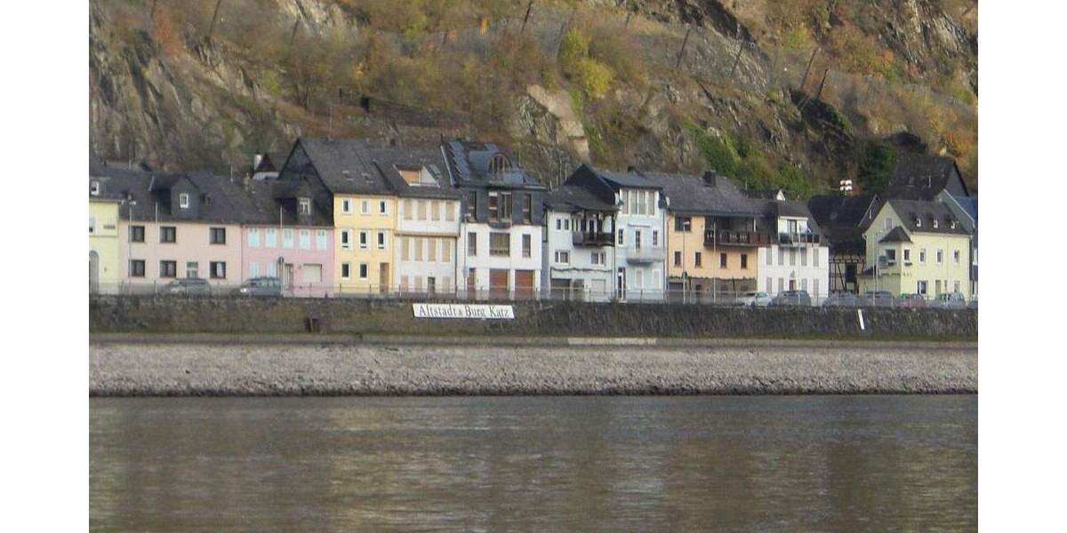 Reihenendhaus Sankt Goarshausen St Goarshausen - 5 Zimmer, 145 m&sup2;, 239.000&euro; | Angebot:25716337