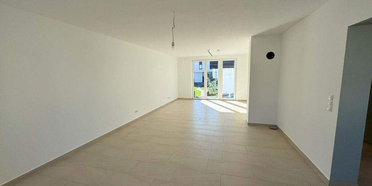 Einfamilienhaus Neuwied Oberbieber - 5 Zimmer, 177 m&sup2;, 2.000&euro; | Angebot:24874121