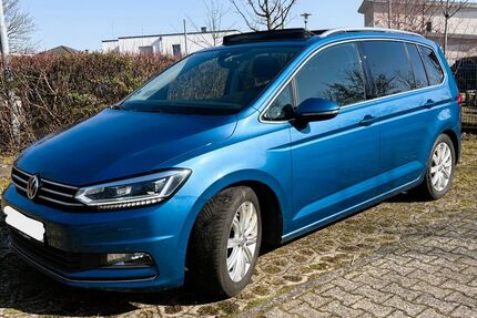 VW Touran 148.500 km 17.900 &euro; Vallendar 56179