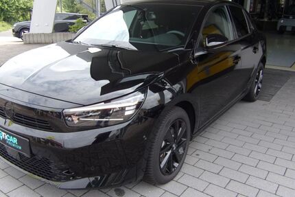 Opel Corsa 11.200 km 17.450 &euro; Ransbach-Baumbach 56235