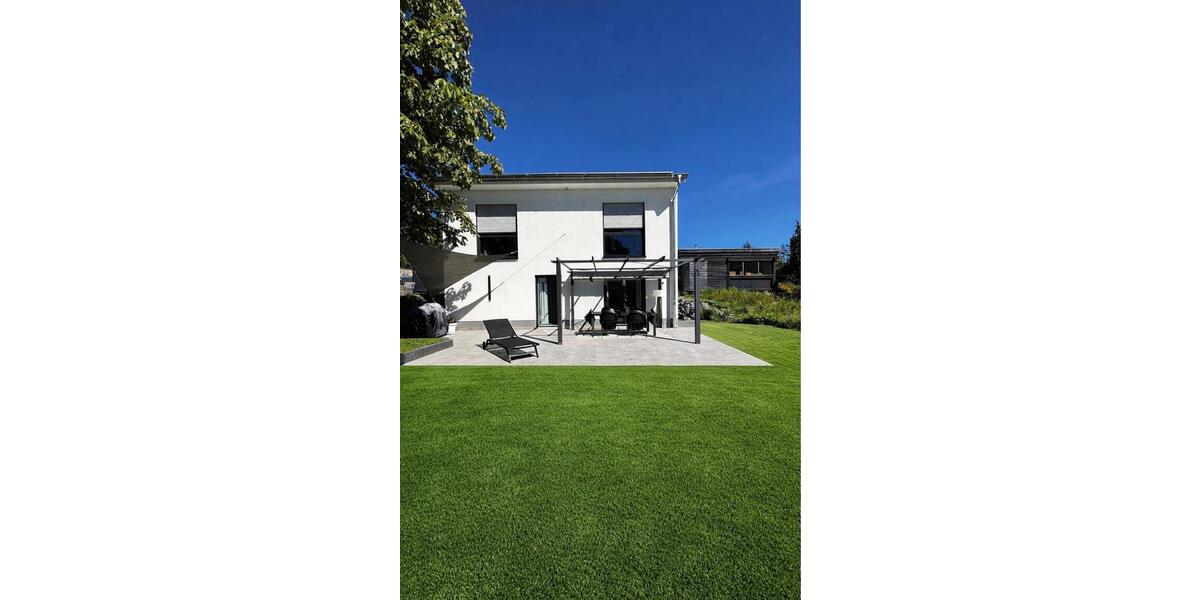 Einfamilienhaus Niederzissen - 4 Zimmer, 135 m&sup2;, 2.100&euro; | Angebot:25957924