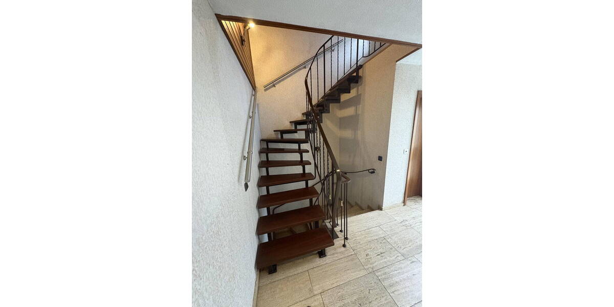 Mehrfamilienhaus, Wohnhaus Koblenz Arzheim - 5 Zimmer, 160 m&sup2;, 440.000&euro; | Angebot:26512854