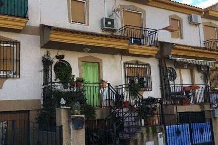Haus zum Kaufen in Cijuela 103.000 € 161 m²