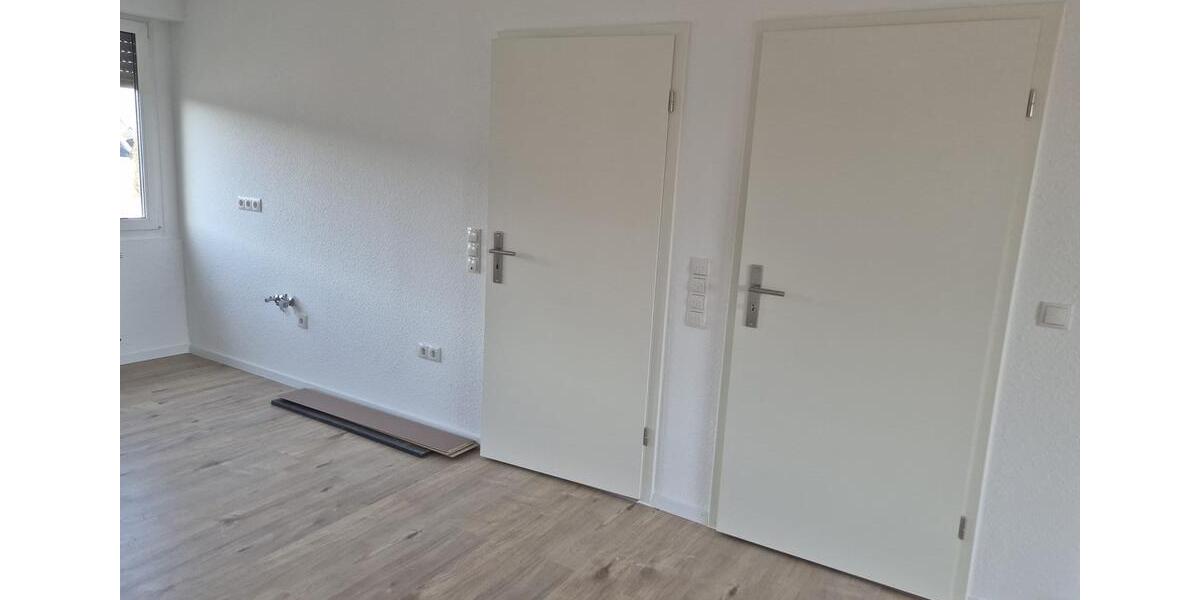 Dachgeschoßwohnung Koblenz - 2.5 Zimmer, 98 m&sup2;, 1.099&euro; | Angebot:25641190