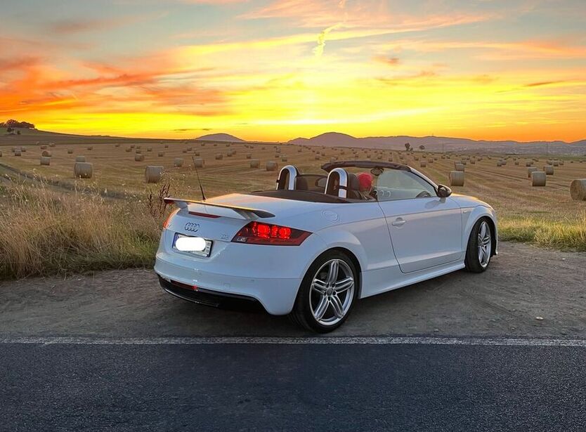 TT