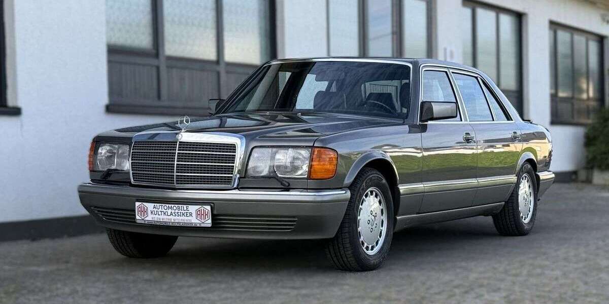 Mercedes-Benz 560 121.167 km 39.900 &euro; Damscheid 55432