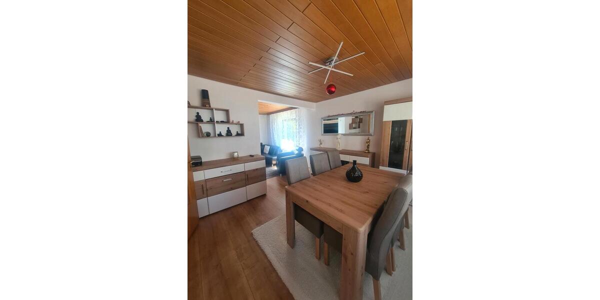 Einfamilienhaus Emmelshausen - 5 Zimmer, 147 m&sup2;, 270.000&euro; | Angebot:23213925