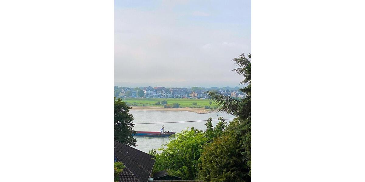 Dachgeschoßwohnung Neuwied Block - 3 Zimmer, 120 m&sup2;, 900&euro; | Angebot:23879708