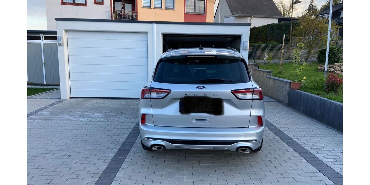 Ford Kuga 68.000 km 19.000 &euro; Urbar 55430