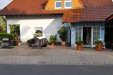 ruhige helle 3 ZKB-Wohnung, gr. EBK, 2 Balkone, AR, SP in Nauort