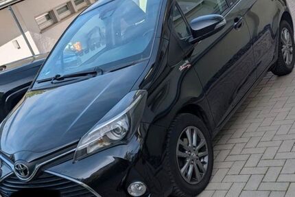 Toyota Yaris 134.000 km 9.500 &euro; Diez 65582