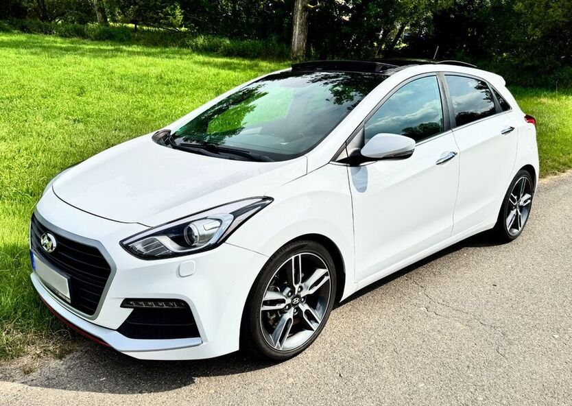i30
