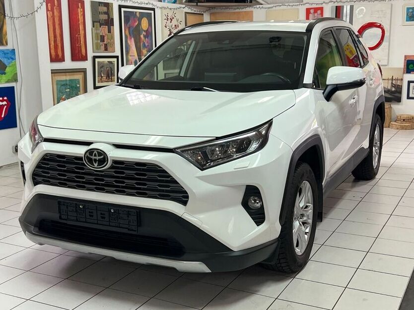 RAV 4