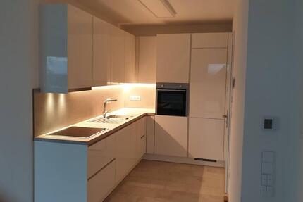 Moderne 2-Zimmer-Singlewohnung mit Balkon und Einbauküche 2 zimmer