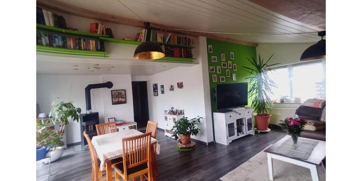 Einfamilienhaus Nentershausen - 6 Zimmer, 220 m&sup2;, 1.600&euro; | Angebot:25420627