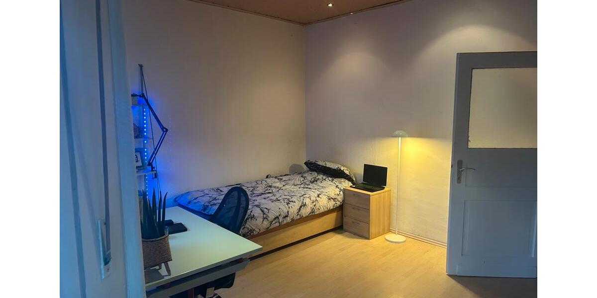 Haus Zweifamilienhaus mit Garten 9 zimmer