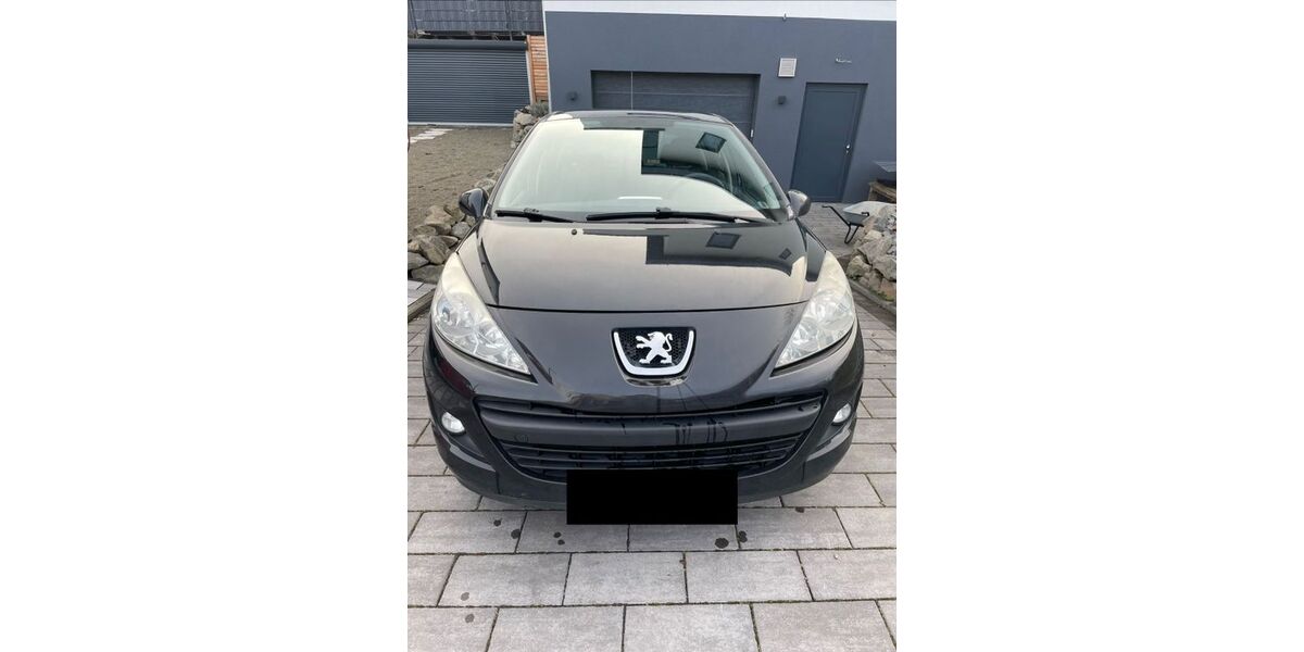 Peugeot 207 110.000 km 1.950 &euro; Kottenheim 56736