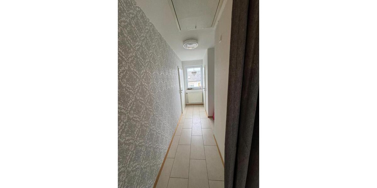 Dachgeschoßwohnung Koblenz Bisholder - 3 Zimmer, 80 m&sup2;, 1.050&euro; | Angebot:24602505