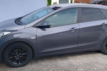 Hyundai i30 182.000 km 6.190 &euro; Osterspai 56340