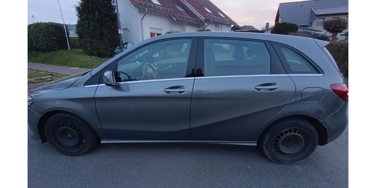 Mercedes-Benz B 200 195.000 km 12.000 &euro; Roßbach 56271