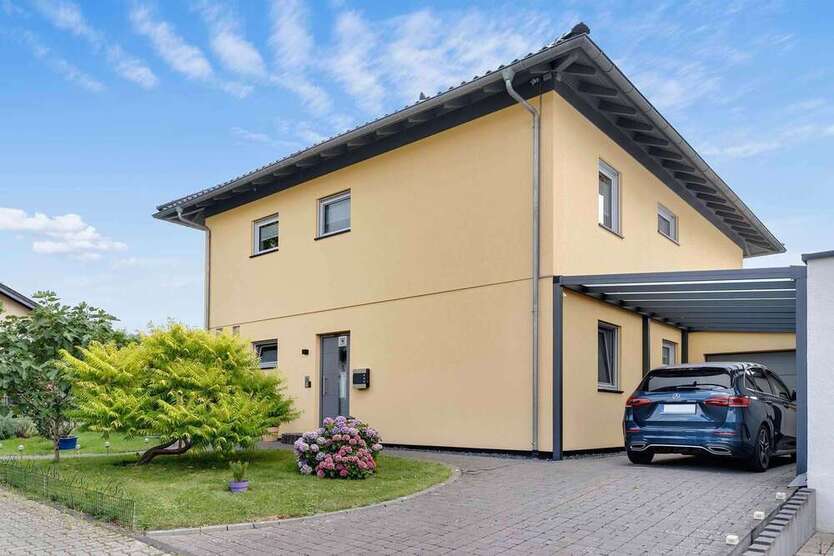 Haus zum Kaufen in Koblenz Asterstein 729.000 € 188.53 m²