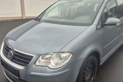 VW Touran 268.000 km 1.990 € Boppard 56154
